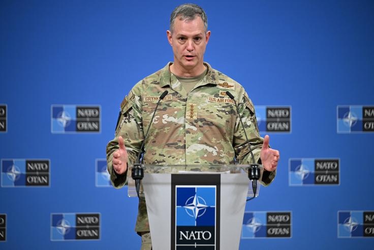 Vrhovni poveljnik zavezniških sil v Evropi je vedno Američan, ki poveljuje tudi ameriškim silam na celini. Ta položaj trenutno zaseda general Alexus Grynkewich. | Foto: Profimedia