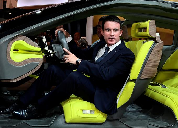 Bo Citroenova študija prepričala tudi francoskega predsednika in vlado? Vanjo se je v Parizu usedel premier Manuel Valls. | Foto: Reuters