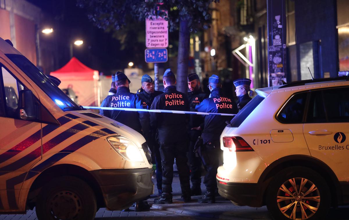 Napad v Bruslju | Tiskovni predstavnik tožilstva Eric Van Duyse je za francosko tiskovno agencijo AFP sprva povedal le, da so zvezni preiskovalci prevzeli primer, "ker obstaja sum terorističnega motiva, ki bo potrjen ali ovržen". | Foto Reuters