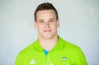 Žgank iz Mehike s stopničkami in vozovnico za Rio