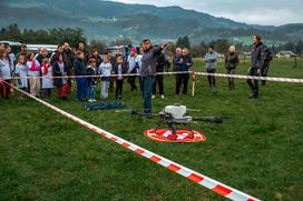 CAM10840_1200