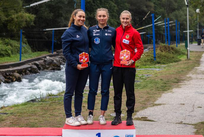 Ani Šteblaj v Skopju zmaga na svetovnem pokalu in v skupnem seštevku serije