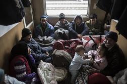 V Dobovi 3.075 beguncev, okoli polnoči prihaja še en vlak