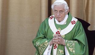 Papež Benedikt XVI: duh OI bo pomagal k miru v svetu