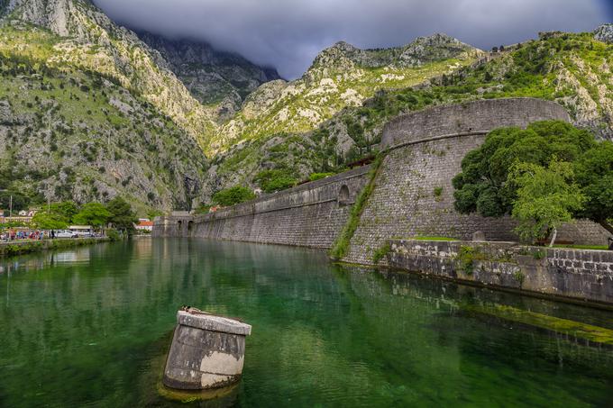 Obzidje črnogorskega mesta Kotor, ki so ga zgradili pod Beneške republiko | Foto: Getty Images