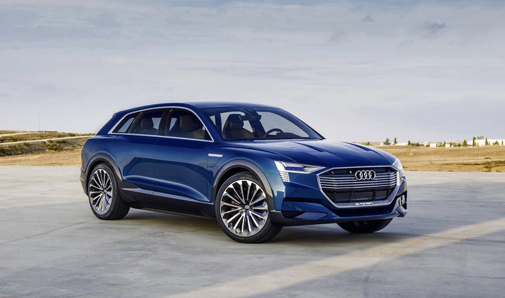 Koncept iz leta 2015, ki so ga predstavili v Frankfurtu. Serijski SUV bo oblikovno močno sledil tem potezam. | Foto: Audi