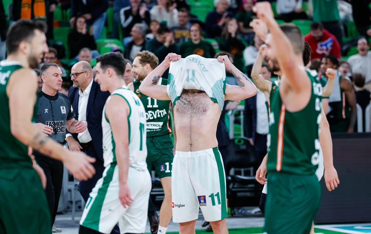 Cedevita Olimpija : Krka | Krka je imela zmago v rednem delu že praktično v žepu, a je po podaljšku izgubila. | Foto Aleš Fevžer