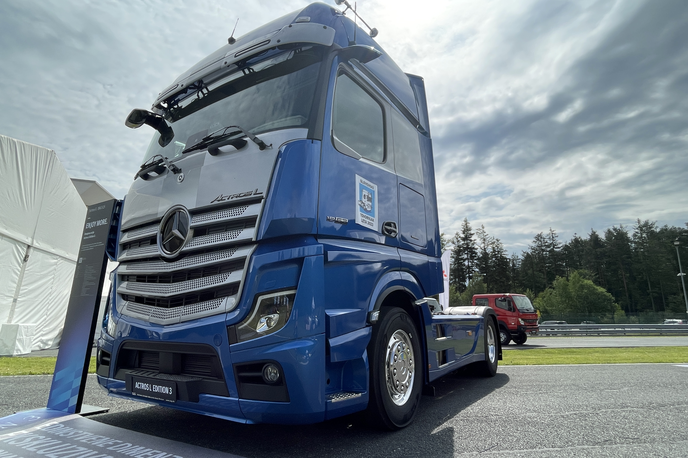 Mercedes actros tovornjak edition 3 | Mercedes bo izdelal 400 primerkov actrosa v različici edition 3. | Foto Gregor Pavšič