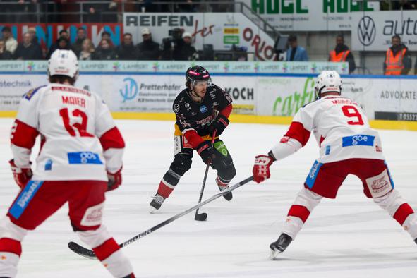 Celovčani v polfinale, zadnja vstopnica bo oddana po sedmi tekmi