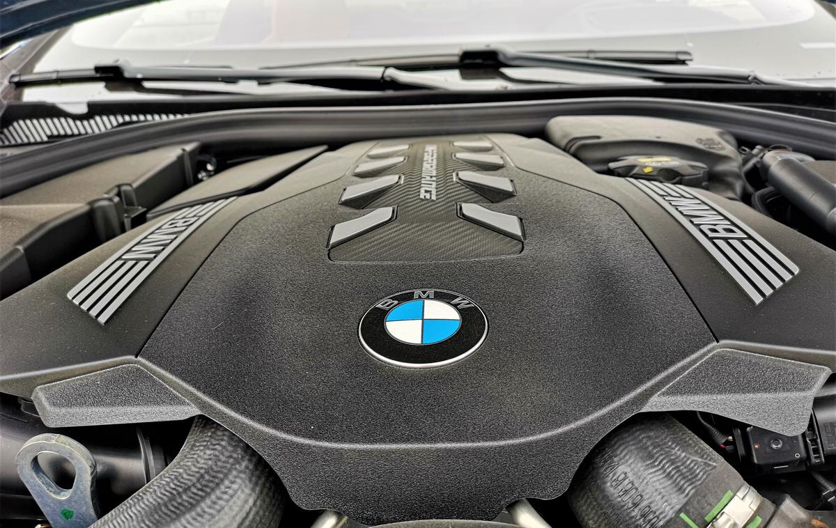 BMW M850i xDrive | Vlada bo odločala, ali bo nemškemu BMW odobrila uporabo besede Slovenija v novoustanovljeni hčerinski družbi, na katero bo nemški avtomobilski koncern prenesel dejavnost podružnice. | Foto Gregor Pavšič