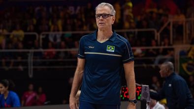 Žalostna novica pred tekmo Brazilcev, trener na robu solz #video