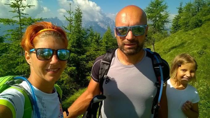 Pia in Andrej sta Slovensko planinsko pot že obredla po dolgem in počez, zdaj podobno načrtujeta tudi s turnokolesarsko potjo.  | Foto: 