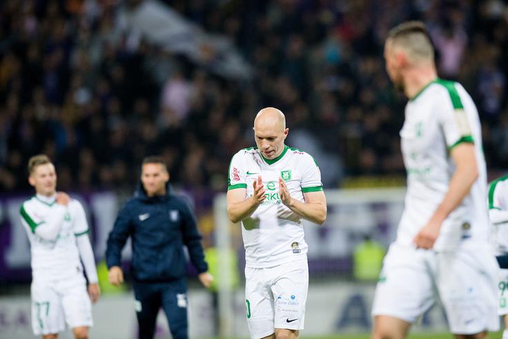 Zmaji so se po zaslugi Tomićevega evrogola približali Mariboru na dve točki razlike. | Foto: Mario Horvat/Sportida