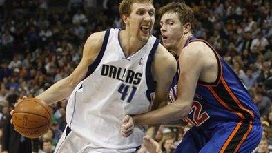 Domači zmagi za Dallas in San Antonio