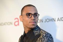 Chris Brown ponorel in grozil