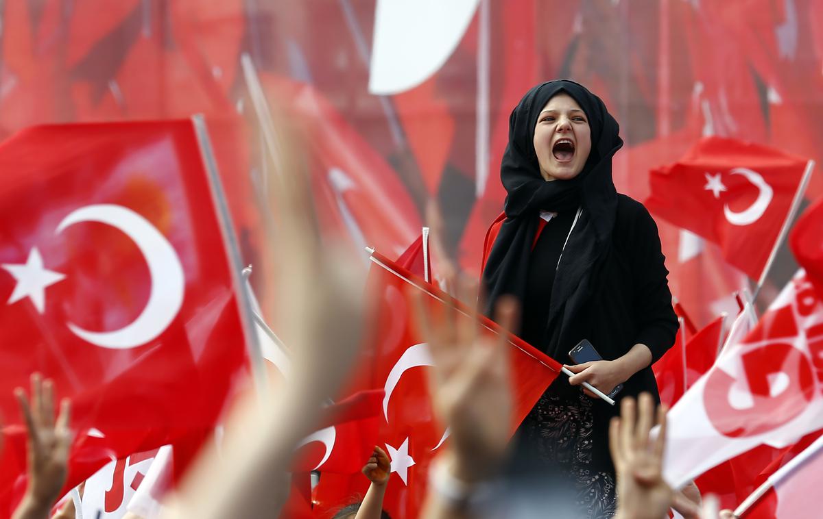 Turčija | Lani so v Turčiji moški ubili najmanj 300 žensk. Nedavno pa sta državo pretresla umor 92-letne ženske in video posnetek, v katerem moški pretepa svojo nekdanjo ženo. | Foto Reuters