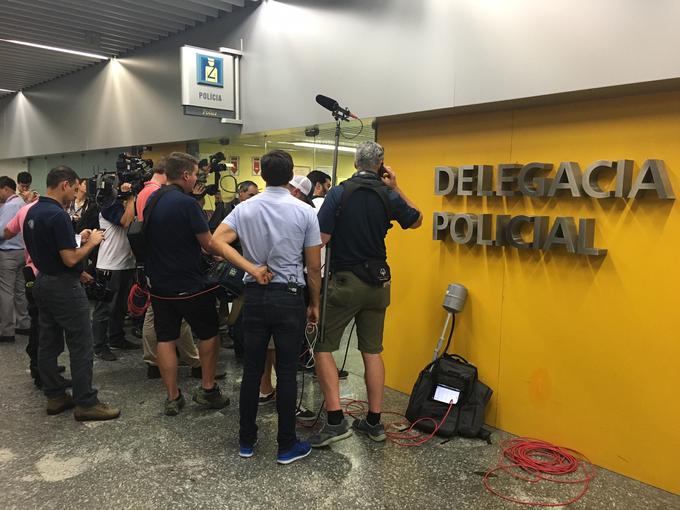 Na letališču v Riu danes ni manjkalo novinarjev. | Foto: Guliverimage/Getty Images
