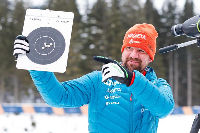 Janez Marič | Glavni trener slovenske reprezentance Janez Marič pred svetovnim prvenstvom: "Do zdaj nam je na vsaki postaji svetovnega pokala uspelo narediti vsaj en vrhunski rezultat in si želimo v tem ritmu nadaljevati tudi v Lenzerheideju." | Foto Aleš Fevžer