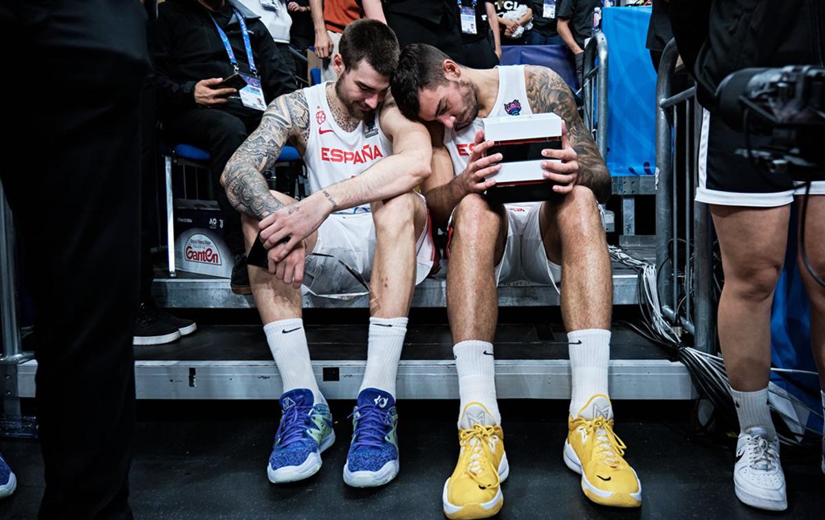 Juancho Willy Hernangomez | Juancho in Willy Hernangomez sta v teh dneh ena najbolj vročih košarkarjev v Evropi. | Foto FIBA