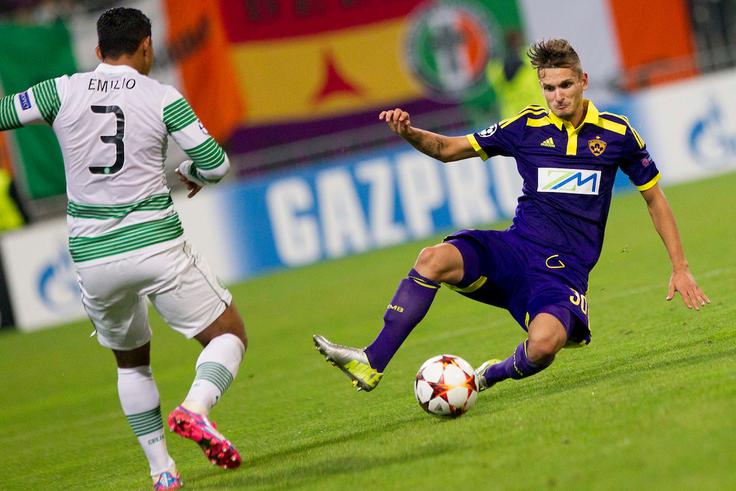 Petar Stojanović Ob debiju v ligi prvakov proti Sportingu je bil star komaj 18 let. | Foto: Urban Urbanc/Sportida