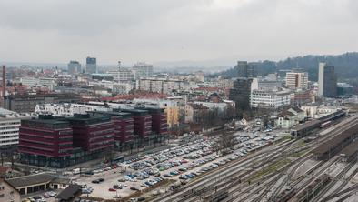 Banka Slovenije znižala napoved gospodarske rasti