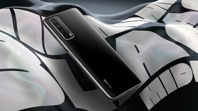 Mit ali resnica: so mobilni telefoni postali glavni vir zabave?