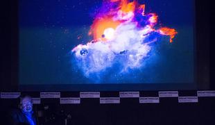 Britanski fizik Hawking podpira nov projekt iskanja drugih oblik življenja v vesolju