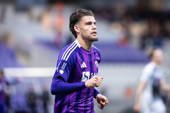 Omar Rekik NK Maribor | Omar Rekik je podlajšal z NK Maribor do poletja 2027. | Foto Jure Banfi