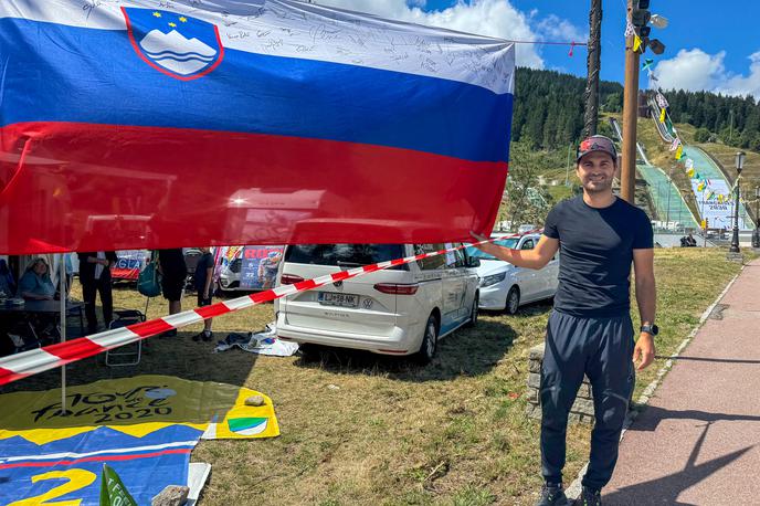 Robert Hrgota | Robert Hrgota je z družino prišel na Dirko po Franciji in spodbujal naše kolesarje. | Foto Jaka Lopatič