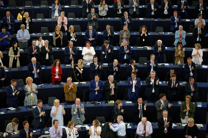 Evropski poslanci | Prihodnje volitve poslancev Evropskega parlamenta bodo od 6. do 9. junija prihodnje leto, v Sloveniji pa bodo potekale v nedeljo, 9. junija 2024. | Foto Reuters