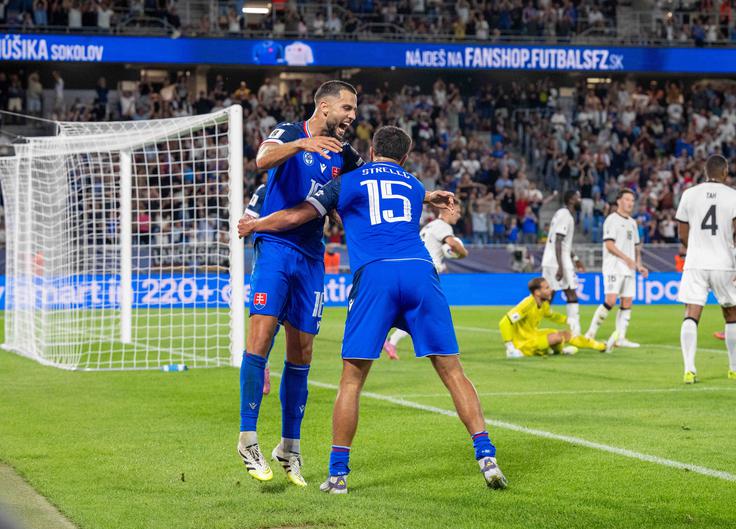 Ko je Slovaška v začetku septembra presenetljivo premagala Nemčijo z 2:0, se je na seznam strelcev uvrstil tudi Oblakov soigralec pri Atleticu David Hancko. | Foto: Guliverimage