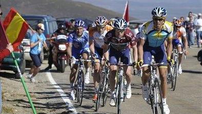 Leipheimer zadržal rdečo majico