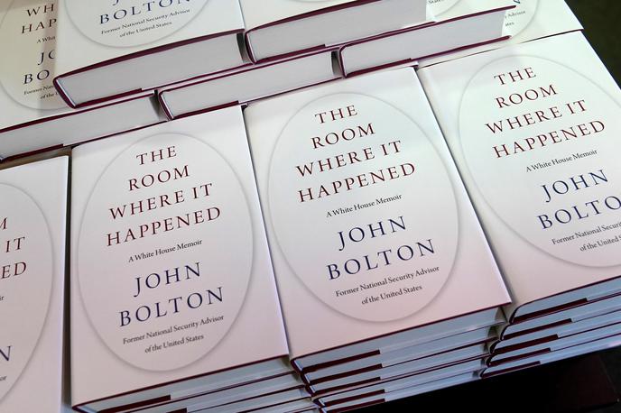 Knjiga Donald Trump | Bolton je knjigo poimenoval Soba, kjer se je zgodilo: Spomin iz Bele hiše. | Foto Reuters