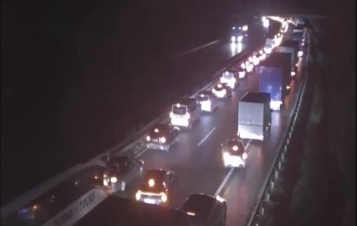 Prometna nesreča, zaprta primorska avtocesta | Zvečer se je zgodila nova prometna nesreča.  | Foto promet.si