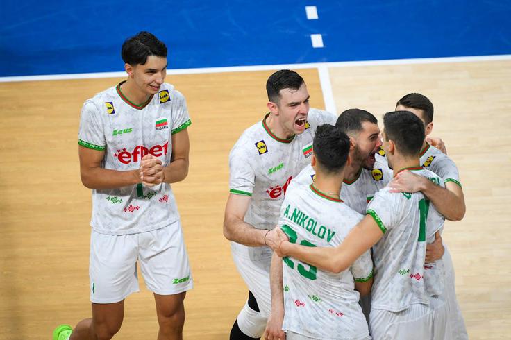 Bolgari so premagali Portugalce, v četrtfinalu jih čaka zmagovalec med Slovenijo in ZDA. Slovenci so se z Bolgari merili že v skupini in izgubili po petih setih. | Foto: Volleyball World