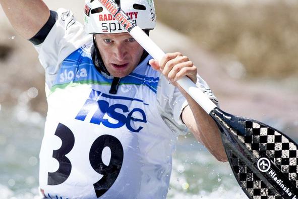 Berčič in Savšek v boj za medalje