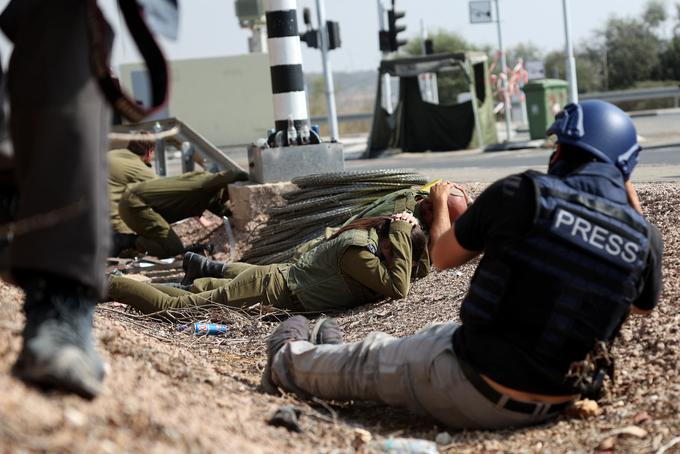 Izrael kopensko ofenzivo napoveduje že nekaj časa, prebivalce severa območja Gaze je zato pozval k umiku na jug območja. | Foto: Reuters