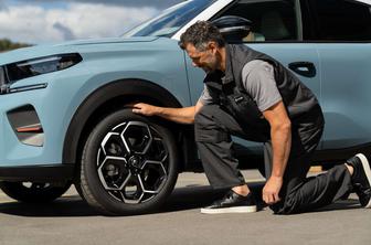 Ko ceste pobeli slana, je čas za preobutev