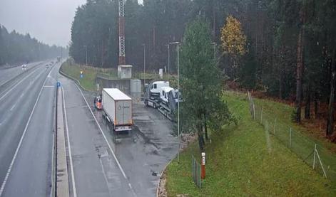 Pozor, razlitje nafte na štajerski avtocesti