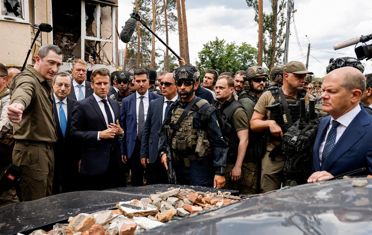 Ukrajina | Kremelj je danes ob obisku voditeljev trojice največjih članic EU, Francije, Nemčije in Italije, v Kijevu Zahod posvaril pred novimi dobavami orožja Ukrajini, češ da so te povsem nepotrebne in bodo še bolj škodovale državi.  | Foto Reuters