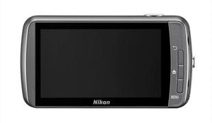 Ocenili smo: Nikon Coolpix S800c
