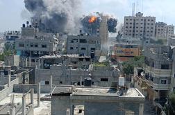 V napadu na šolski kompleks v Gazi najmanj deset mrtvih