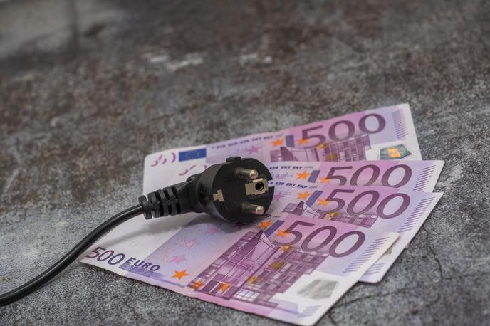 Elektrika | Evropska komisija opozarja, da so regulirane maloprodajne cene intervencionistični ukrep, ki lahko izkrivlja liberalizirane maloprodajne trge. | Foto Shutterstock