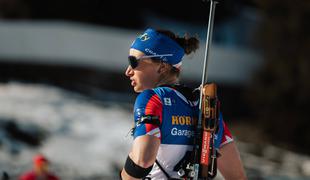 Lahko francoska zvezdniška tatica sploh še nosi orožje?