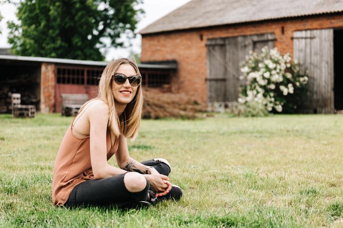 ženska, dekle, poletje | Foto Pexels