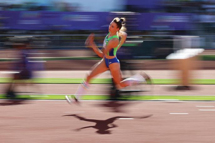Lia Apostolovski | Lia Apostolovski je preskočil 1,9 m in premoč priznala le svetovni prvakinji. | Foto Reuters
