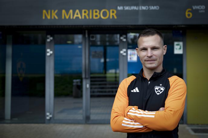 Martin Milec | Martin Milec je dolgoletni kapetan in desni bočni branilec NK Maribor. Zbral je osem nastopov za slovensko reprezentanco, v karieri pa je zaigral tudi v tujini, za belgijski Standard Liege in nizozemsko Roda Kerkrade. | Foto Ana Kovač