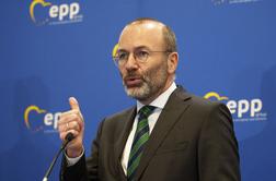 Weber na kongresu EPP ponovno izvoljen za predsednika stranke