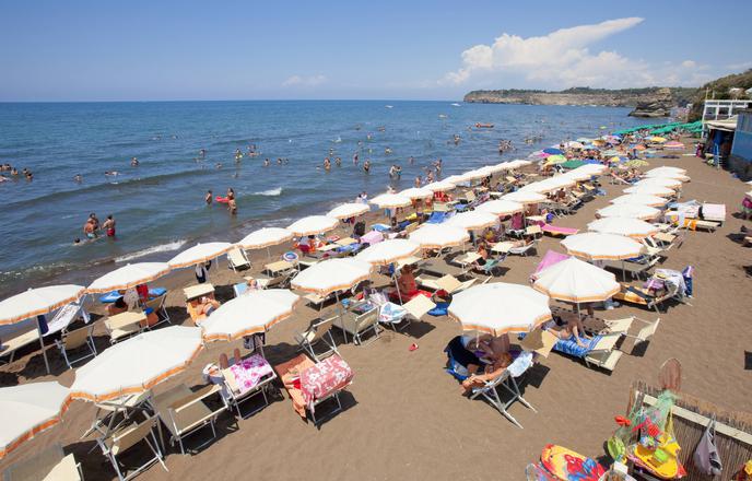 Evropa v paniki, v Sloveniji mirijo