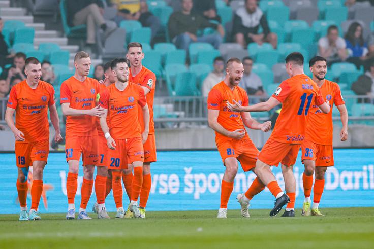 Celjani so že v prvem polčasu zadeli trikrat. Kakšno veselje! | Foto: Aleš Fevžer
